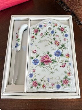 VTG Andrea by Sadek Spring Night 9”x5” Porcelain Cheese Board & Knife Set Japan